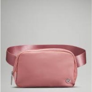 lululemon belt bag